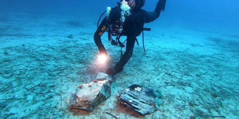 Стародавні мореплавці. Біля берегів Італії виявлено останки корабля кам’яного віку з незвичайним вантажем